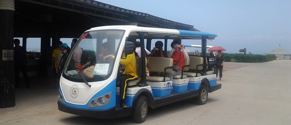 <a href=http://www.langqing.cn target=_blank class=infotextkey>电动游览车</a>